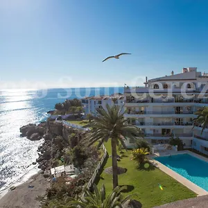 acapulco-playa-nerja-407-planta-superior.es-andalucia.com/